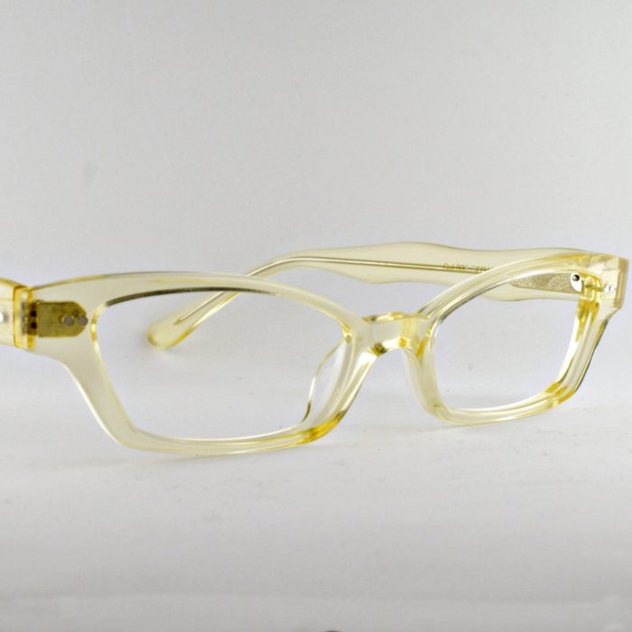 Charlie – Old Focals
